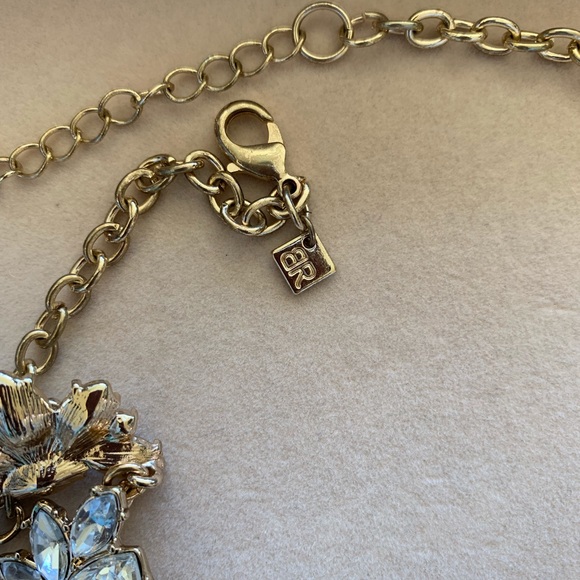 Banana Republic Gem Necklace💎 - Picture 5 of 8